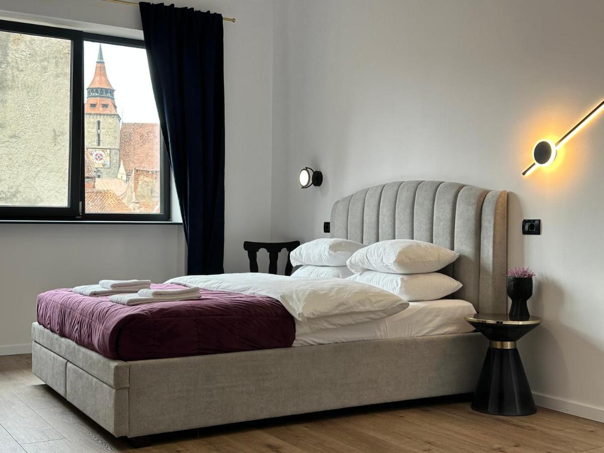 Peaceful Condo For Romantic Getaways Near Black Church - 3Min Walk Brasov Bagian luar foto