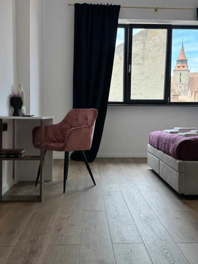 Peaceful Condo For Romantic Getaways Near Black Church - 3Min Walk Brasov Bagian luar foto