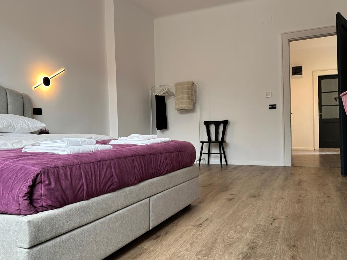 Peaceful Condo For Romantic Getaways Near Black Church - 3Min Walk Brasov Bagian luar foto