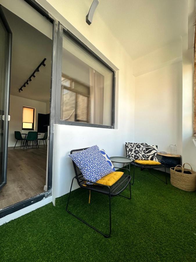 Peaceful Condo For Romantic Getaways Near Black Church - 3Min Walk Brasov Bagian luar foto